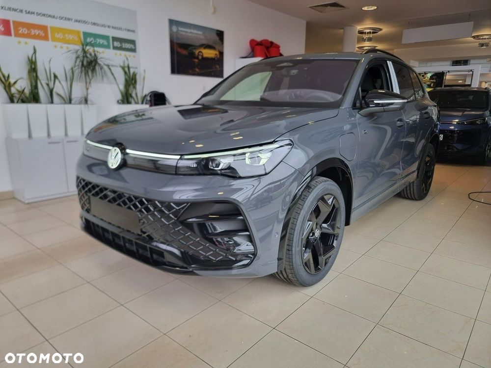 Volkswagen Tiguan - 4