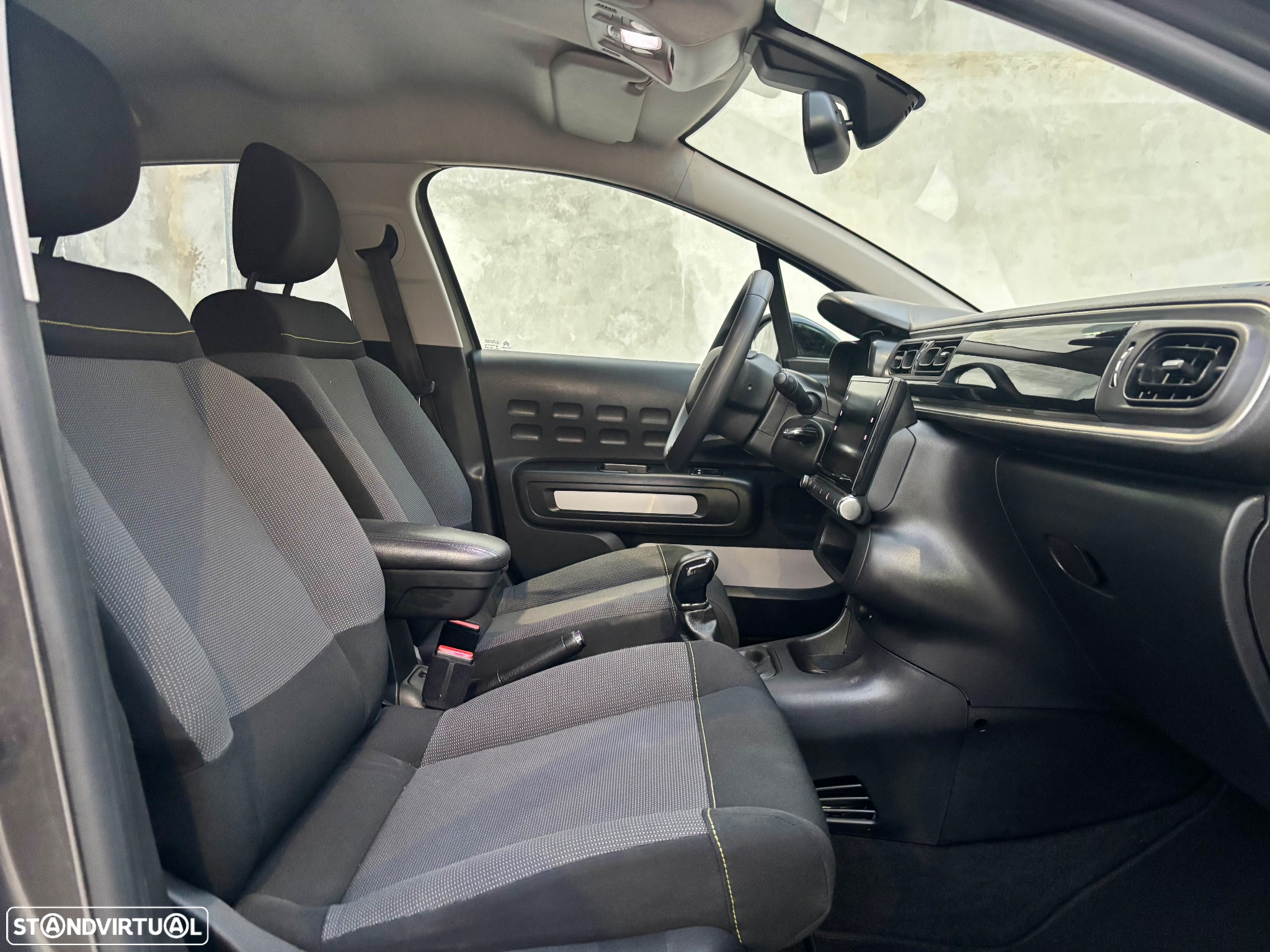 Citroën C3 1.2 PureTech Shine - 7