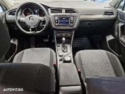 Volkswagen Tiguan - 7