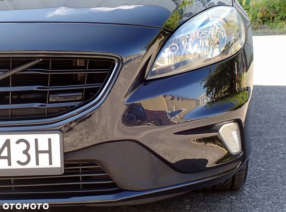 Volvo V40 D3 R Design - 30