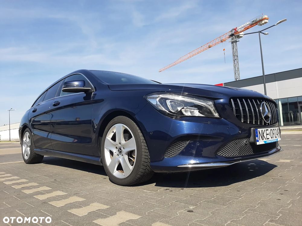 Mercedes-Benz CLA 200 d - 2