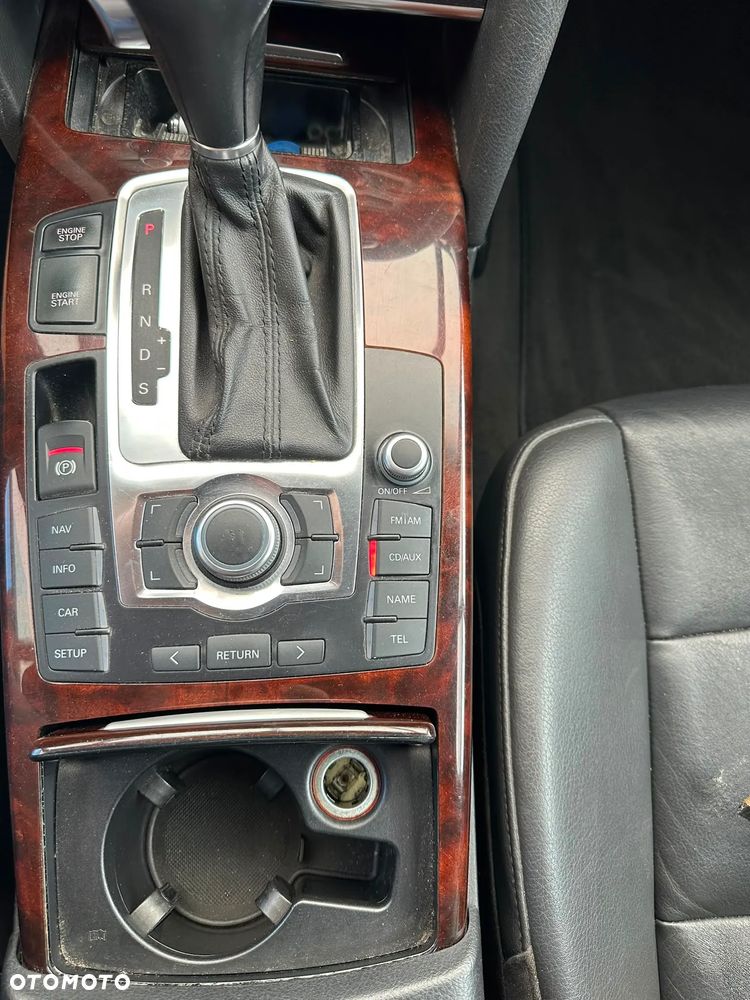 Audi A6 Avant 3.2 FSI tiptronic quattro - 25