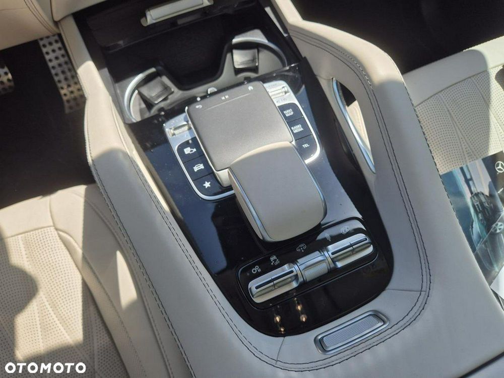 Mercedes-Benz GLS - 15