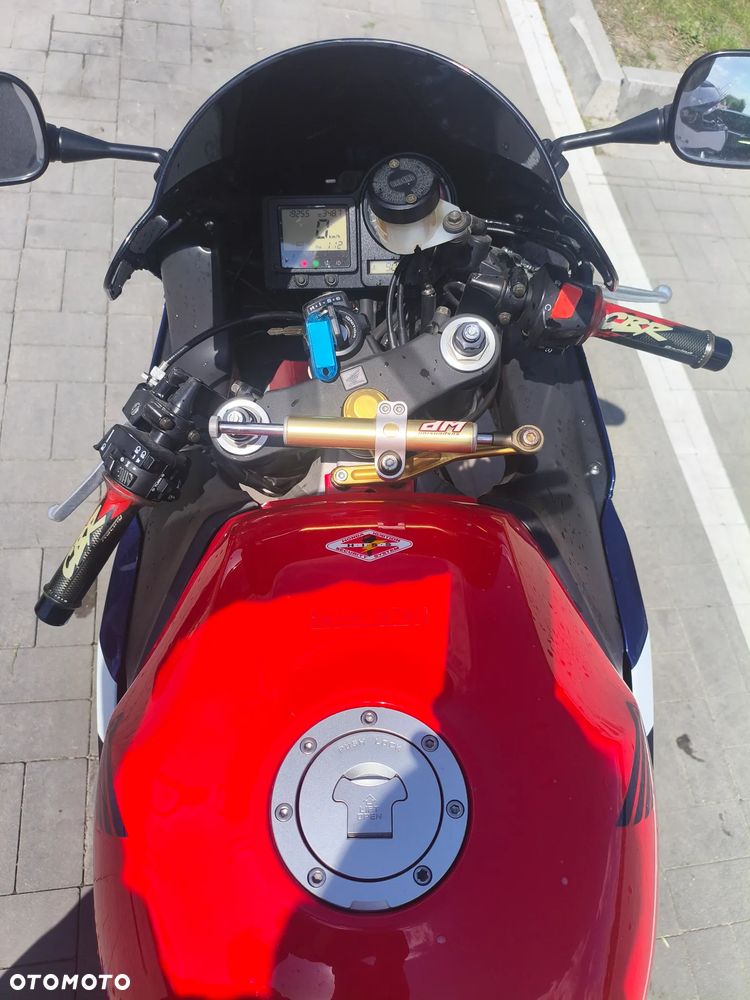Honda CBR - 18