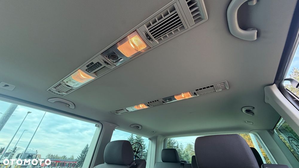 Volkswagen Multivan - 25