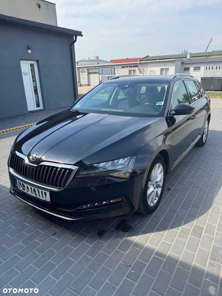 Skoda Superb 2.0 TDI SCR Ambition DSG - 4