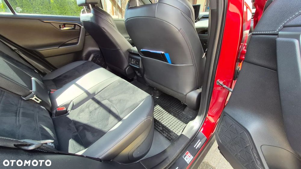 Toyota RAV4 - 10