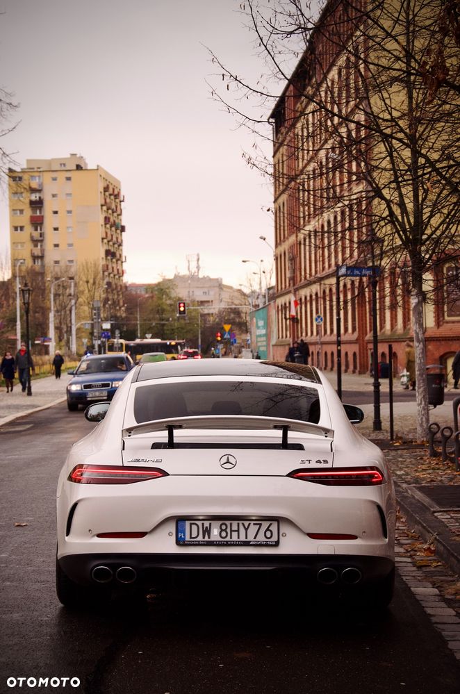 Mercedes-Benz AMG GT 43 4-Matic+ - 8