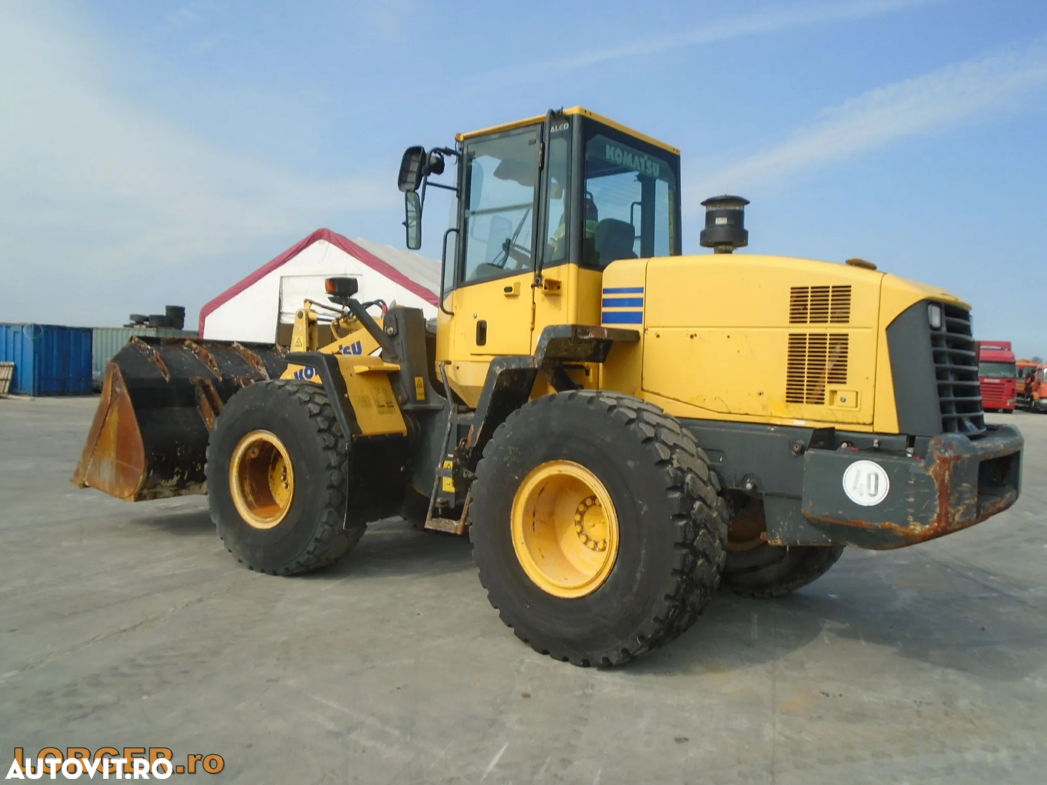 Komatsu WA200-5H - 2