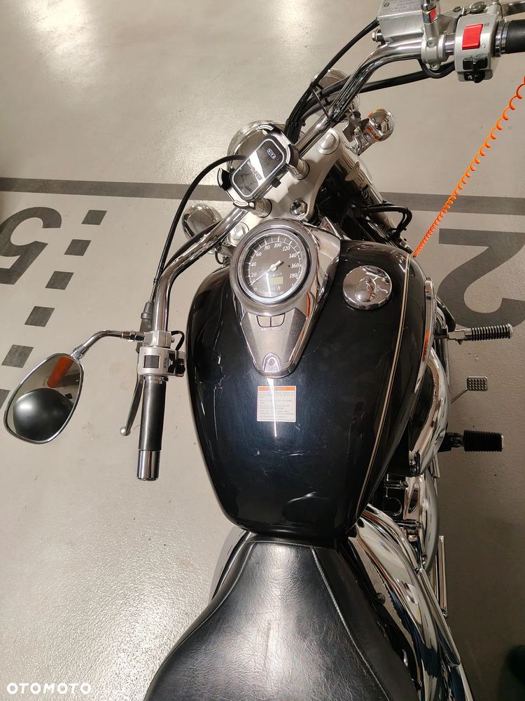 Suzuki VL 800 Volusia - 4