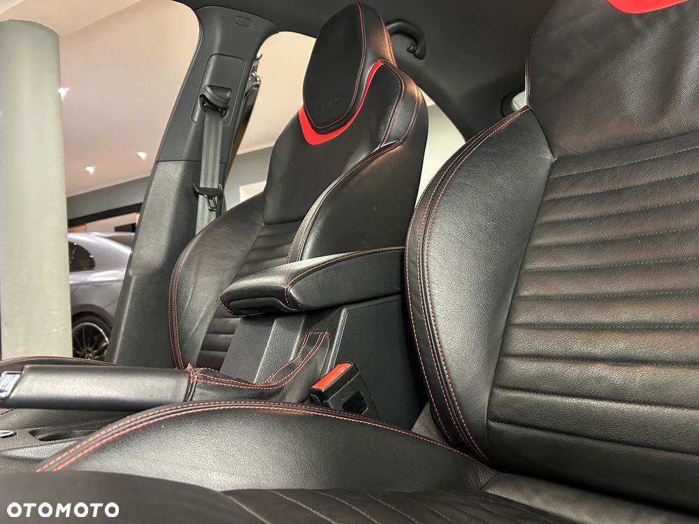 Skoda Octavia 2.0 TDI RS DSG - 28