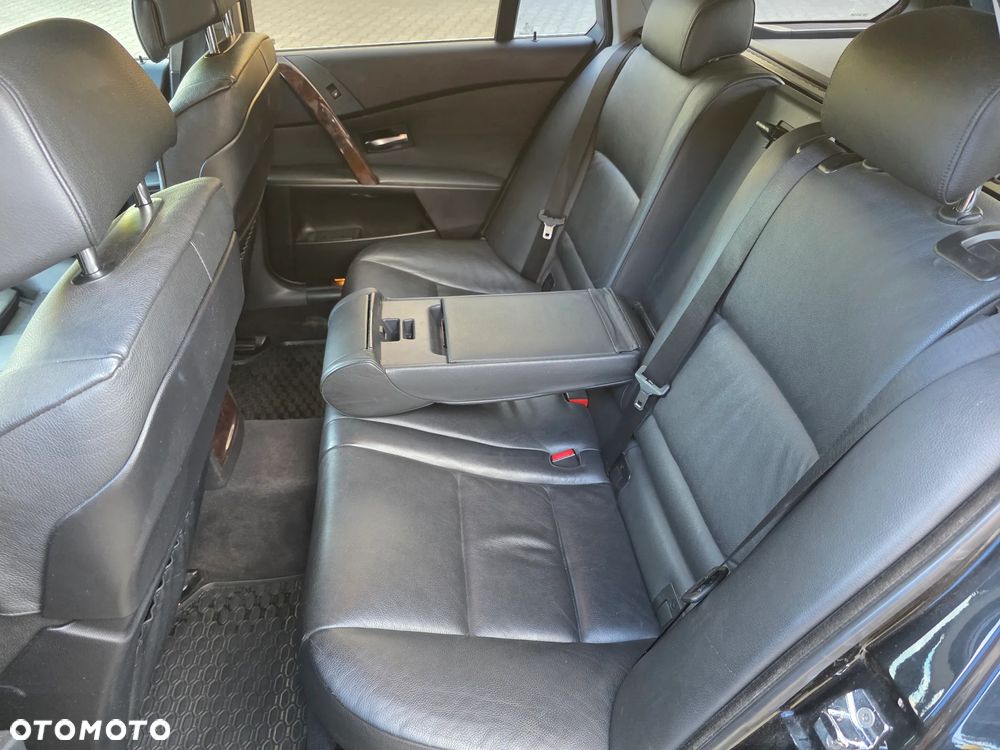 BMW Seria 5 - 16