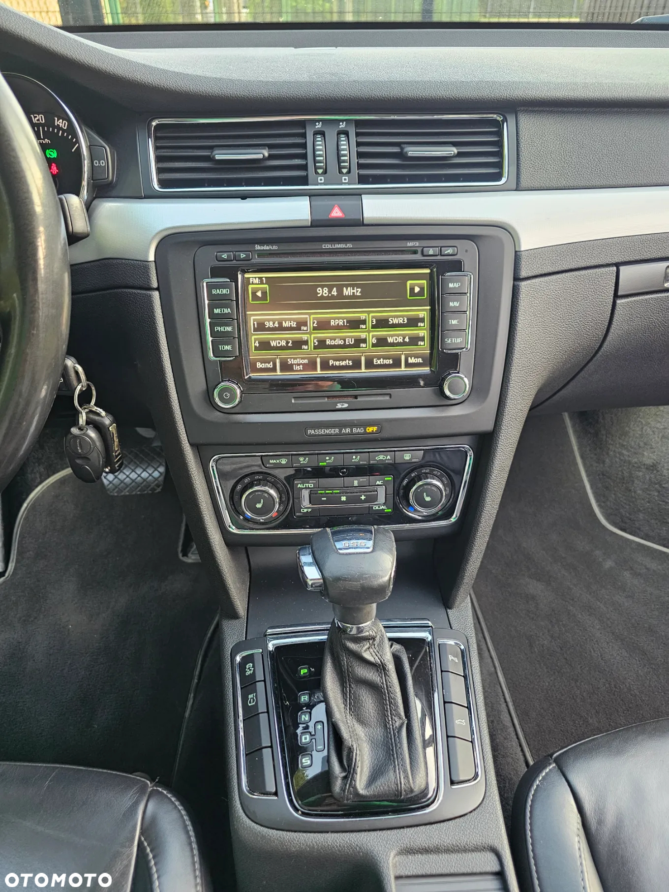 Skoda Superb 2.0 TDI Elegance DSG - 17