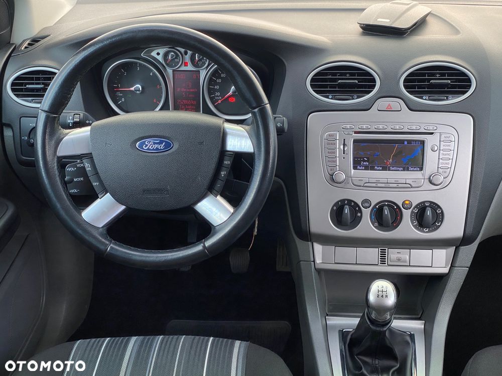 Ford Focus 1.6 TDCi DPF Concept - 26