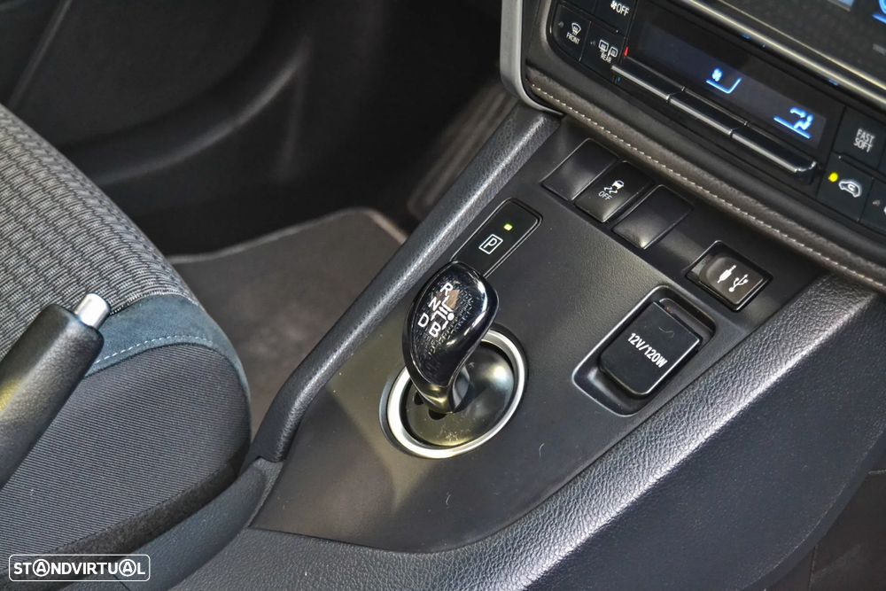 Toyota Auris 1.8 HSD Active - 20