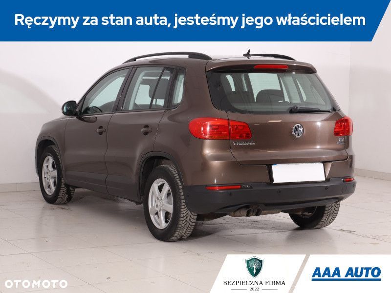 Volkswagen Tiguan - 5