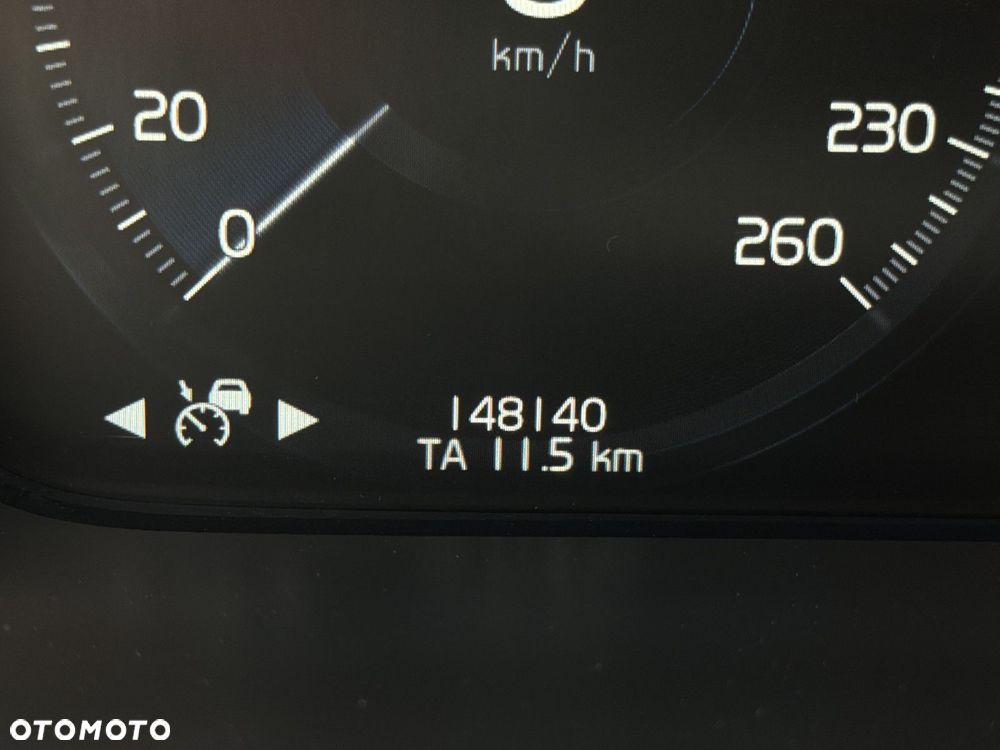 Volvo XC 90 - 19