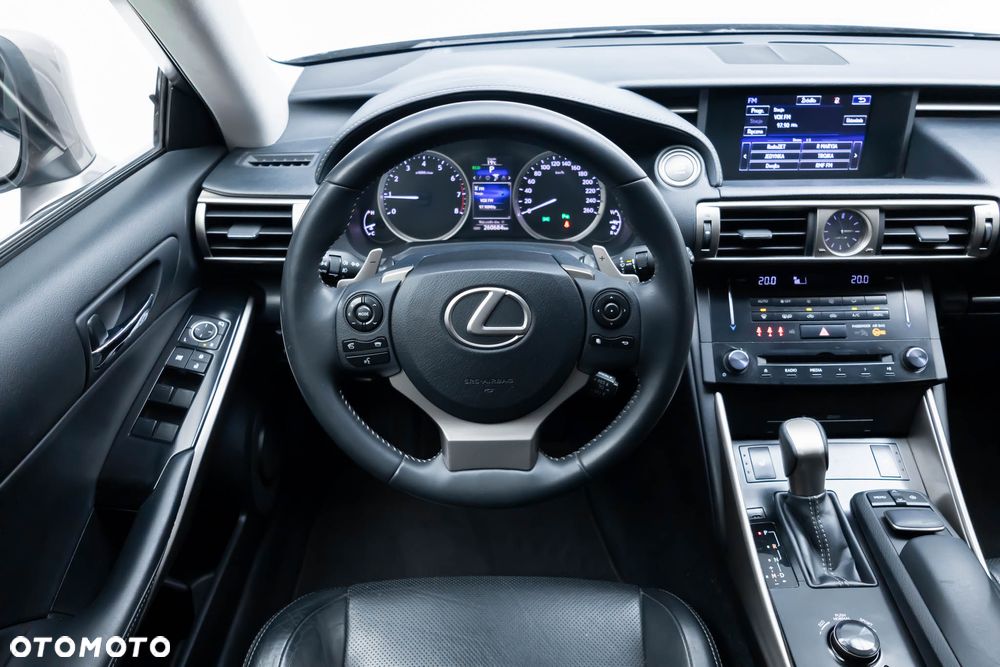 Lexus IS 250 Prestige - 15