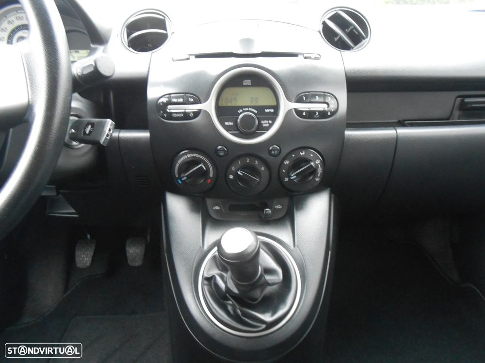 Mazda 2 1.3 MZR Comfort - 15