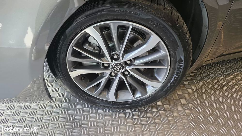 Toyota Avensis Touring Sports 2.0 D-4D Exclusive+GPS - 27