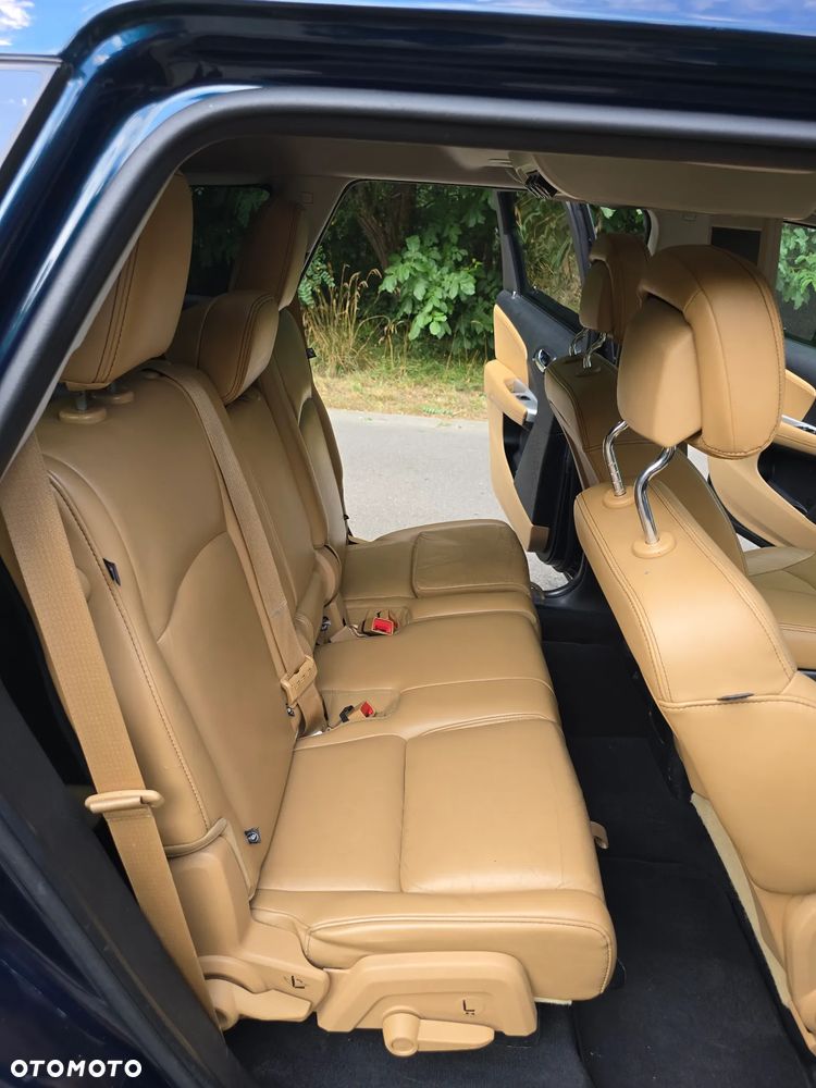 Fiat Freemont 2.0 Multijet Lounge AWD - 24