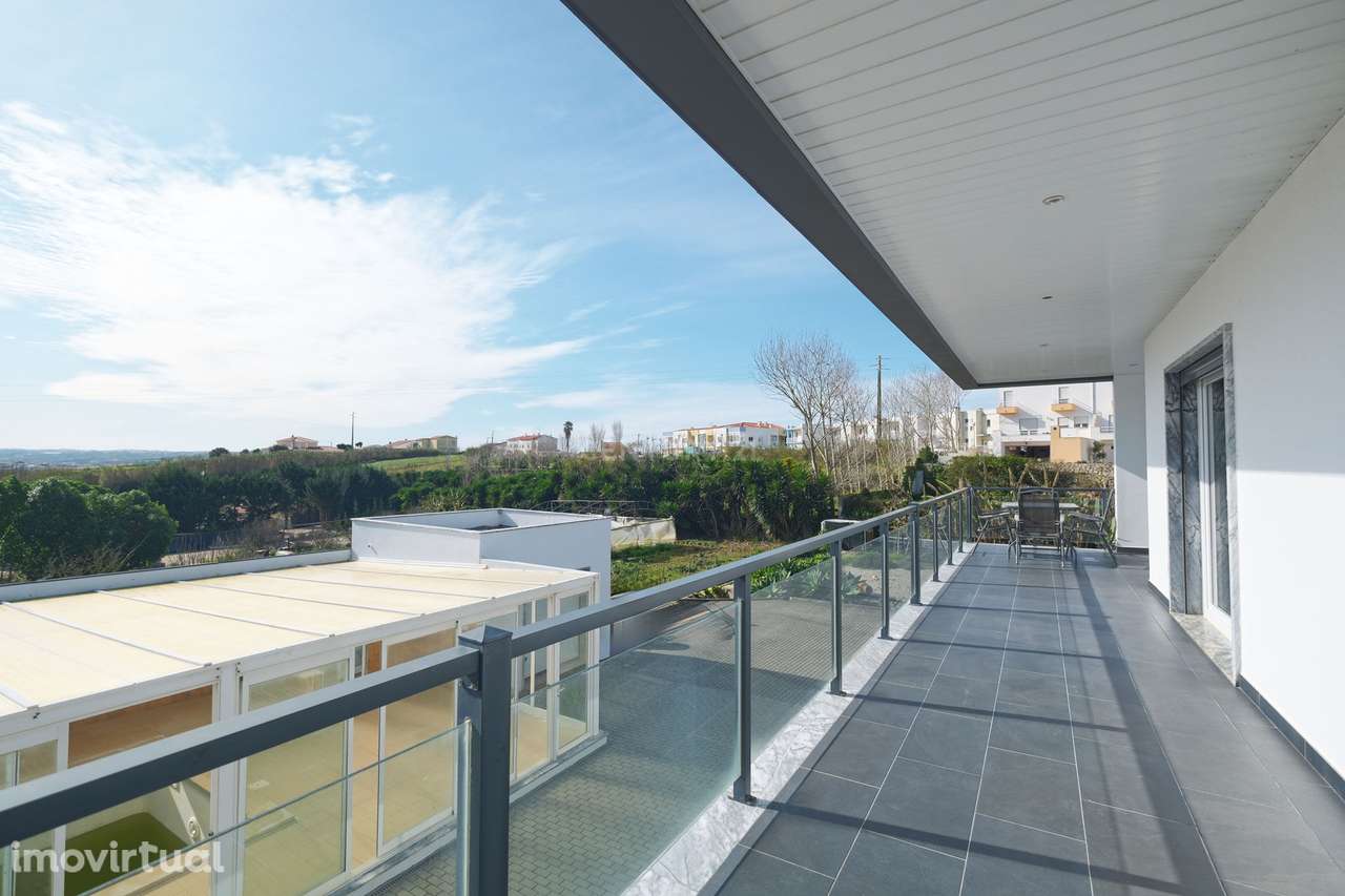 Moradia T4 de Luxo no Casal da Murta – Eficiência, Conforto e Sustenta - Grande imagem: 5/39