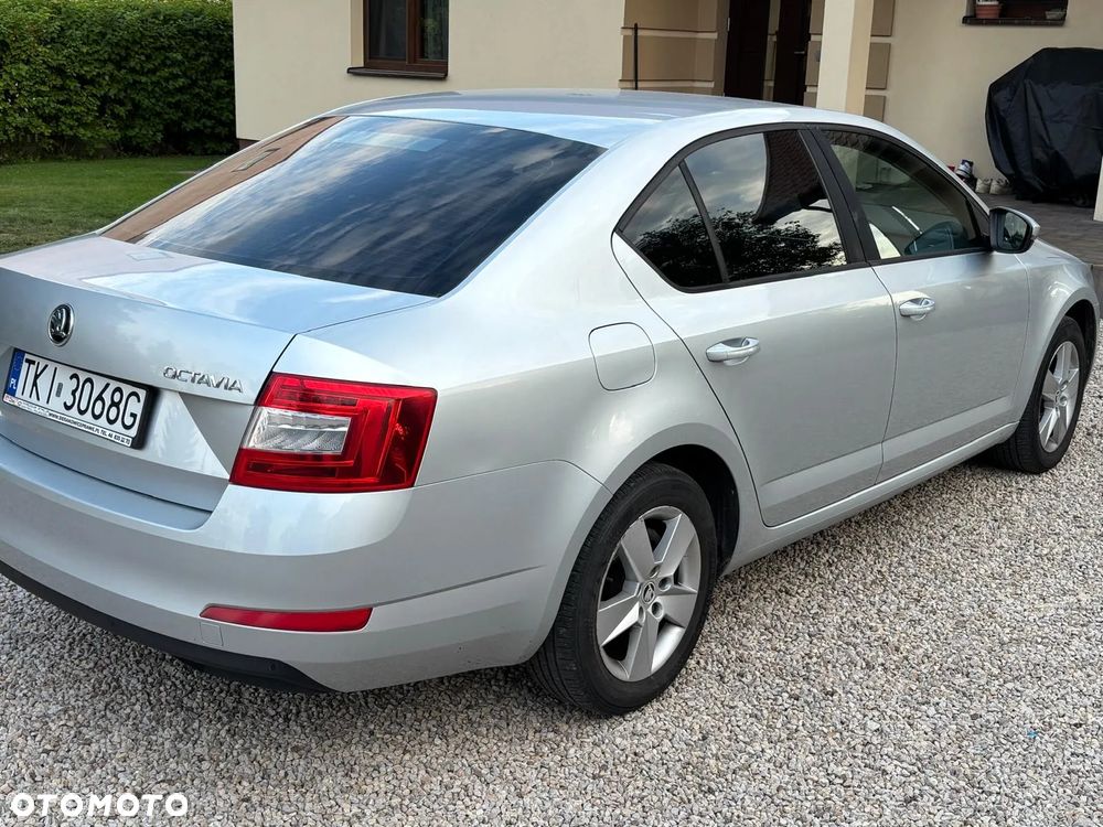 Skoda Octavia 1.6 TDI Ambition - 4