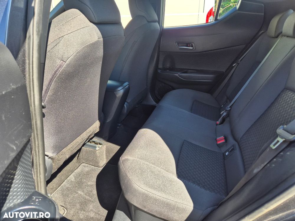 Toyota C-HR Hybrid Business-Edition - 19