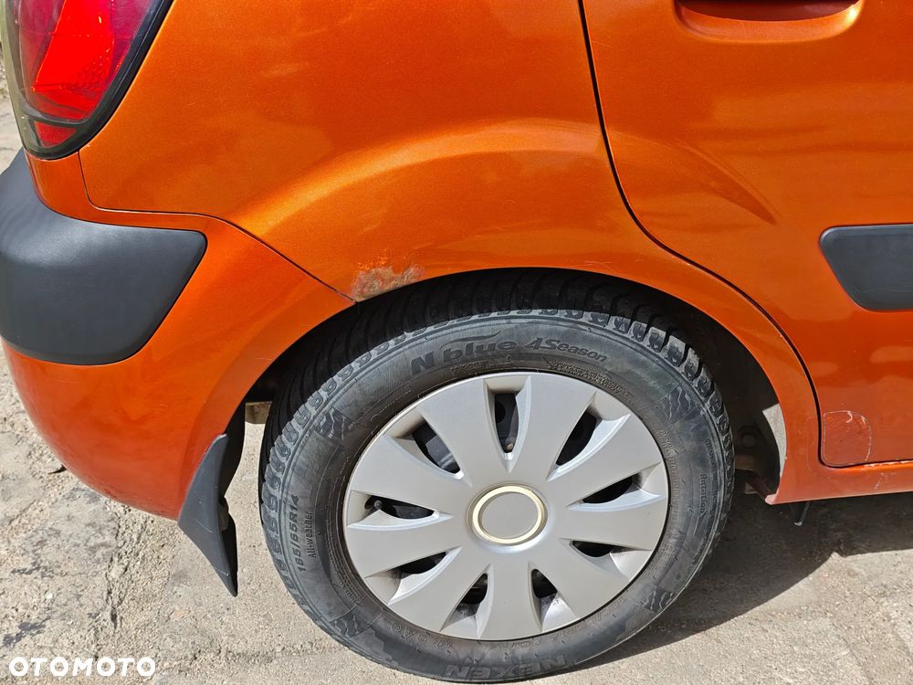 Kia Rio 1.4 Comfort - 6