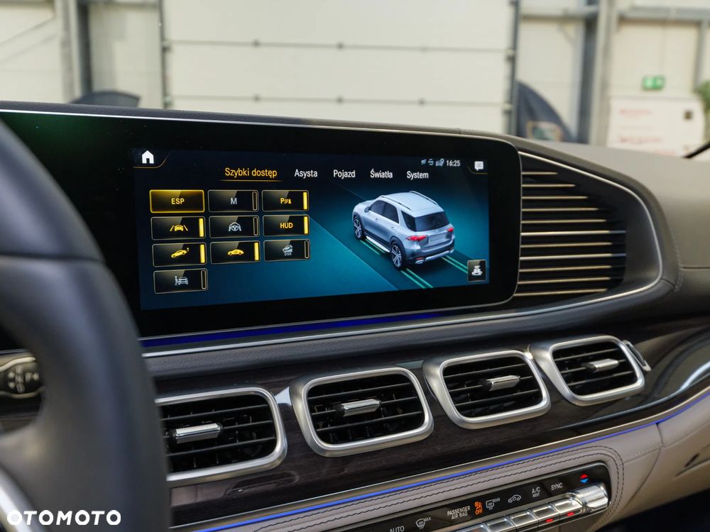 Mercedes-Benz GLE - 26