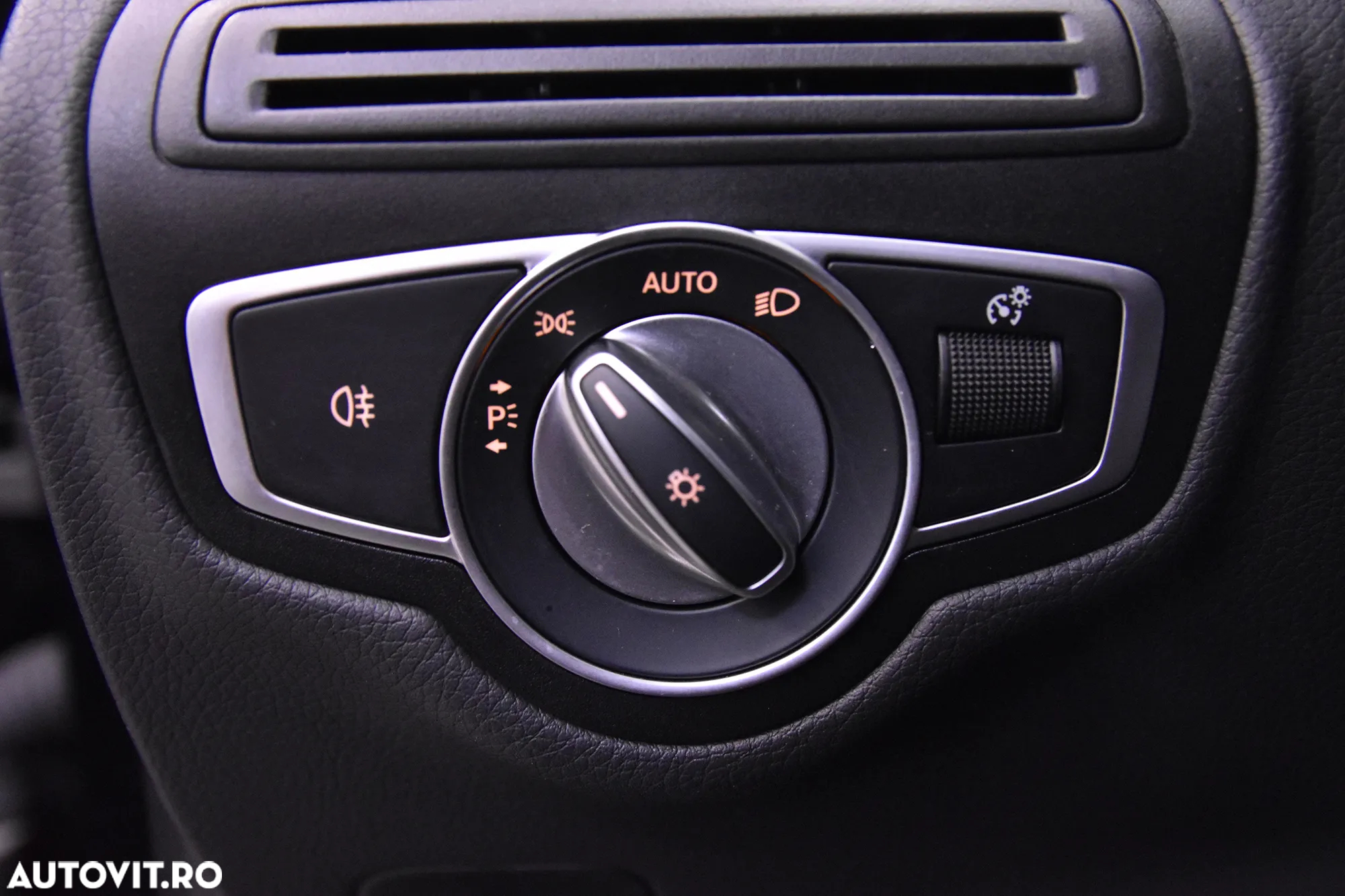 Mercedes-Benz GLC Coupe 300 e 4MATIC - 14
