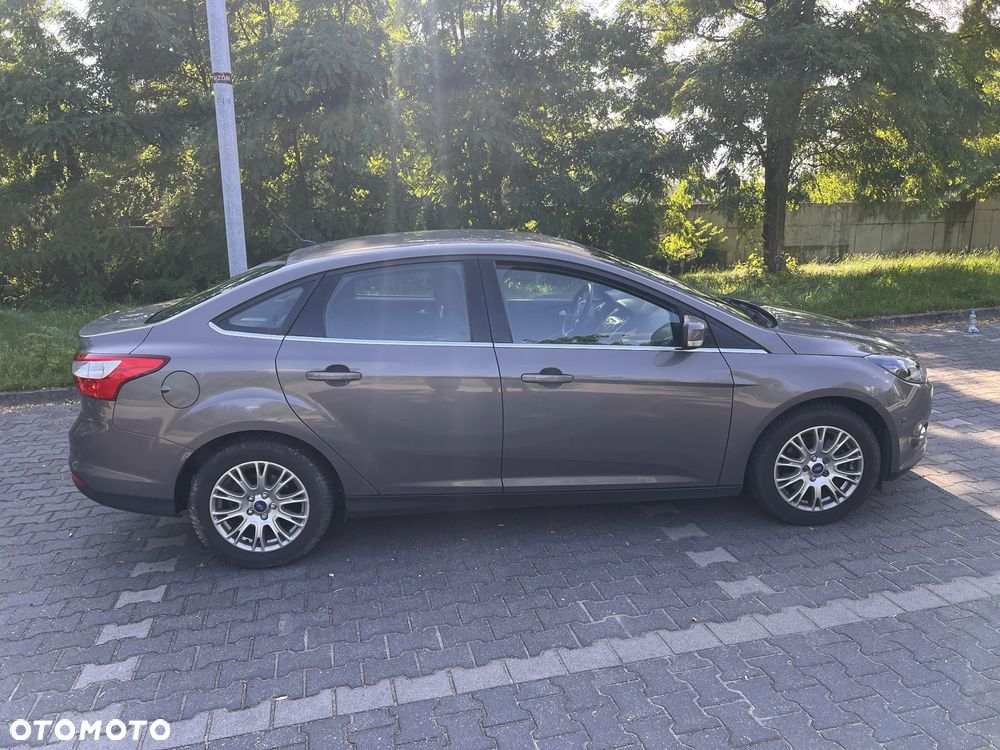 Ford Focus 1.6 EcoBoost Titanium - 9