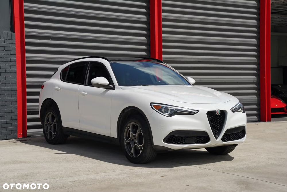 Alfa Romeo Stelvio - 4