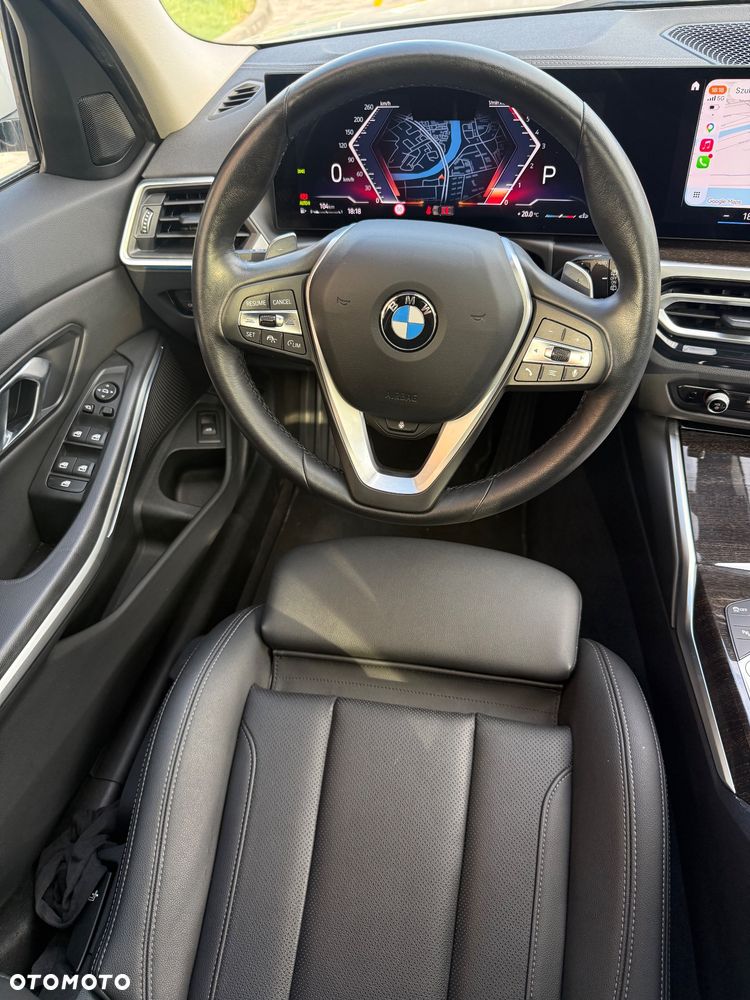 BMW Seria 3 320d xDrive Luxury Line sport - 8