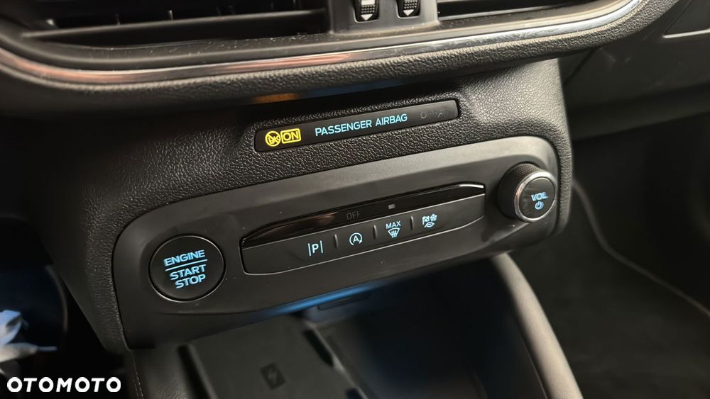 Ford Focus 1.0 EcoBoost mHEV Titanium X - 18