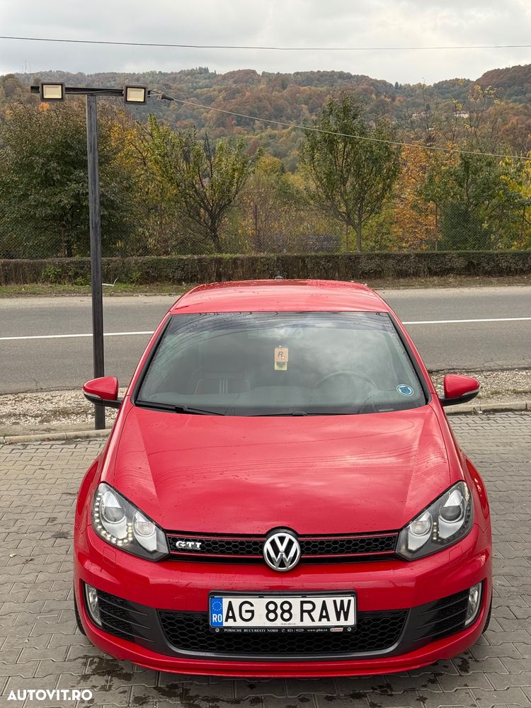Volkswagen Golf 2.0 GTI adidas - 2