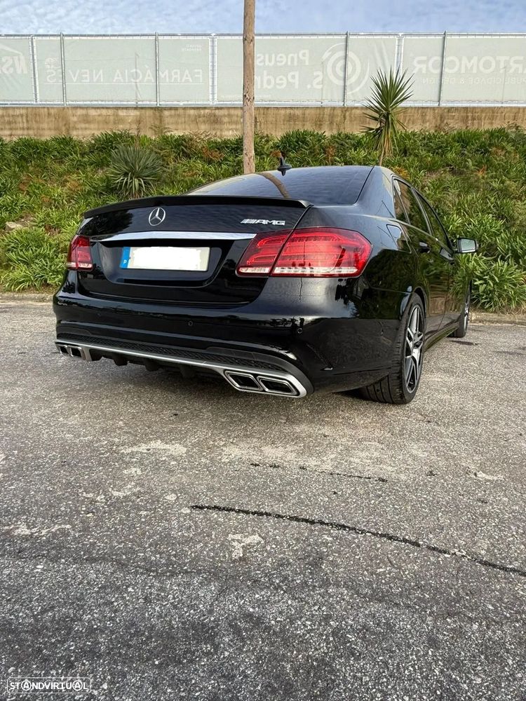 Mercedes-Benz E 220 BlueTEC BlueEFFICIENCY Edition 9G-TRONIC - 4