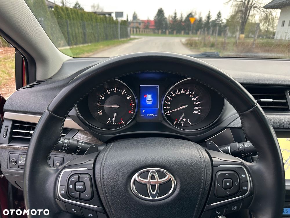 Toyota Avensis 2.0 Selection MS - 34