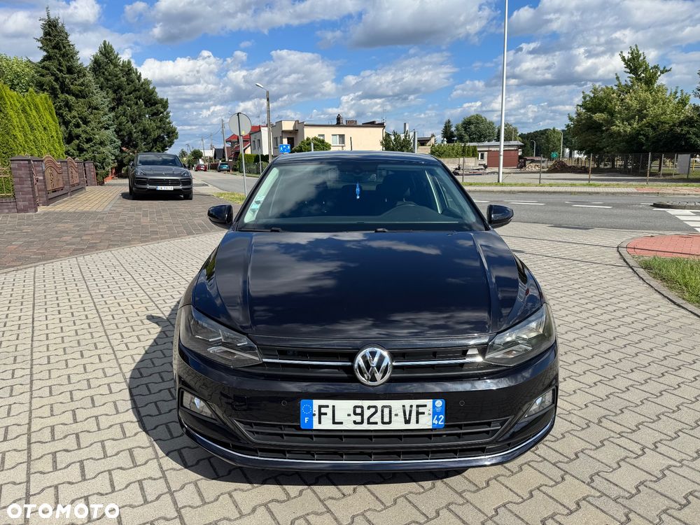 Volkswagen Polo - 2