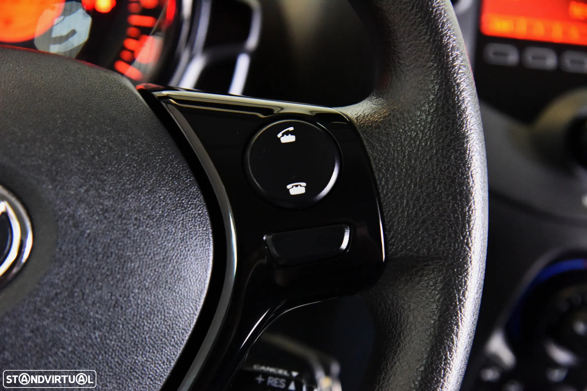 Toyota Aygo x-play Eco - 13