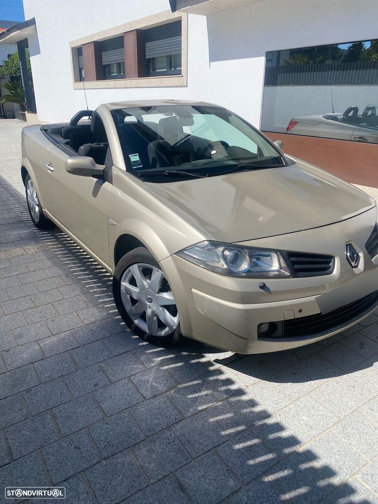 Renault Mégane CC 1.5 dCi Privilège Luxe - 1