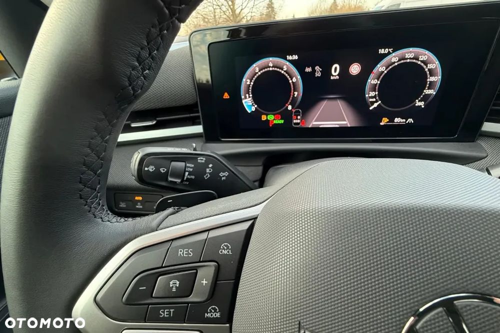 Volkswagen T-Roc 1.5 eTSI Trend DSG - 11