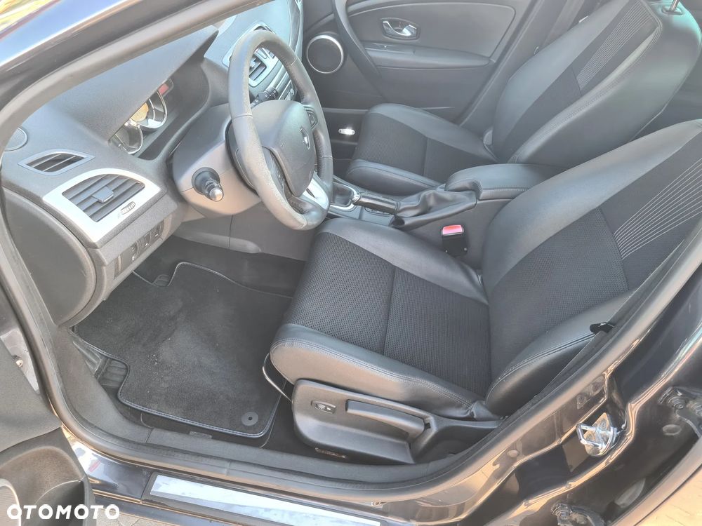 Renault Megane 1.9 dCi Dynamique Euro5 - 10