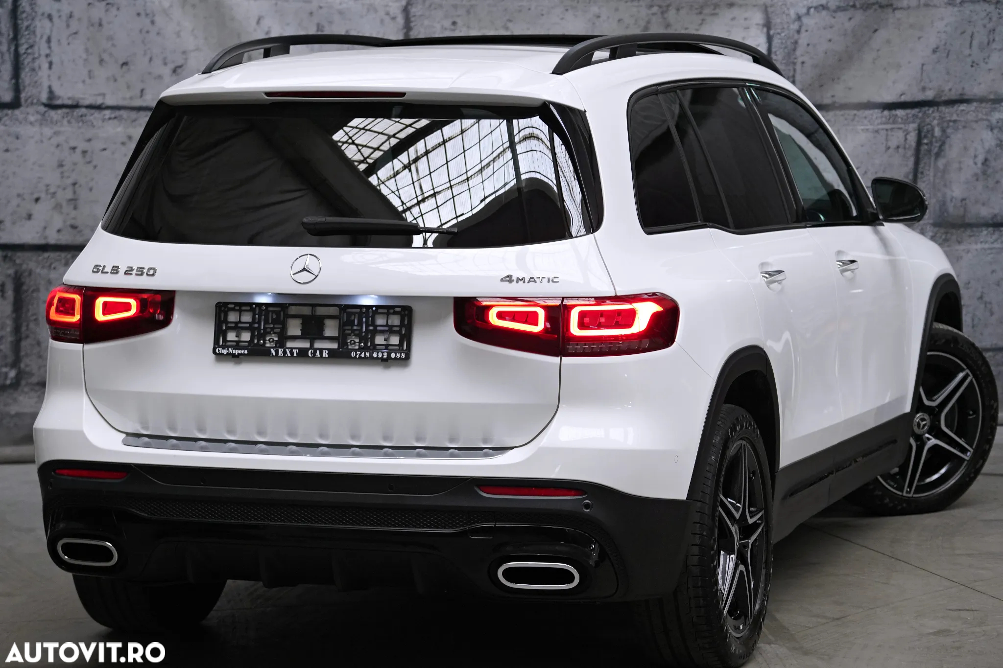 Mercedes-Benz GLB 250 4Matic 8G-DCT Edition AMG Line - 3