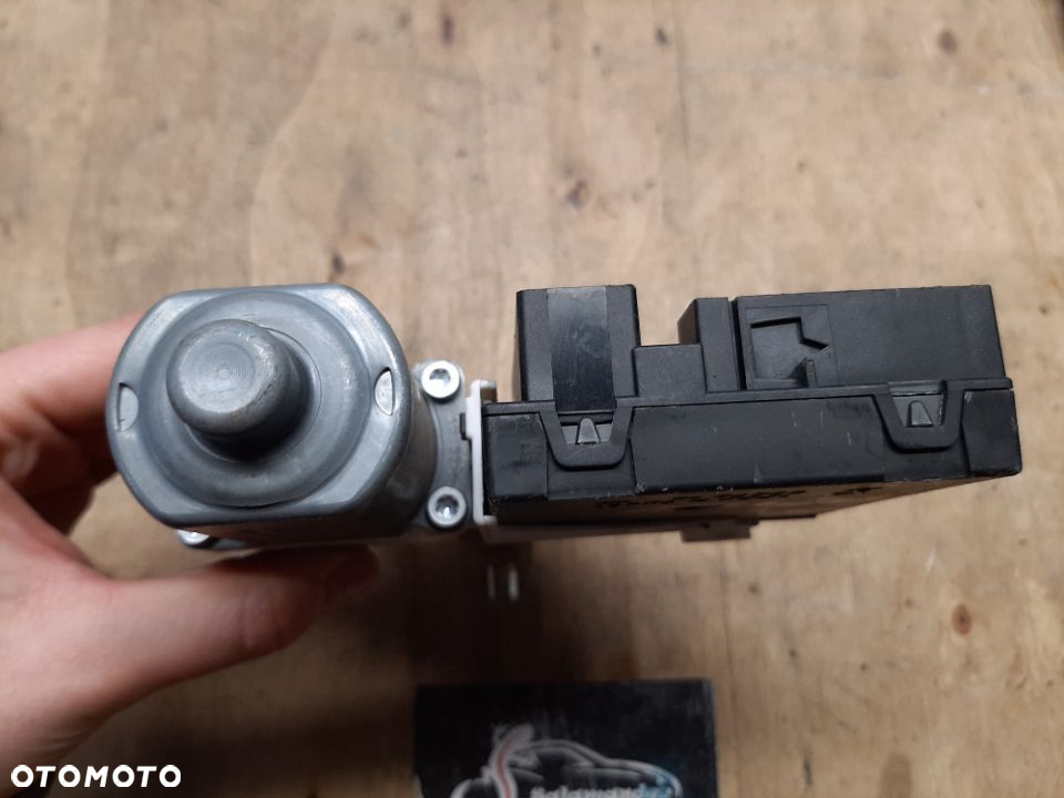 Silniczek Szyby Mechanizm Podnoszenia Szyby Prawy Tyl Audi A3 8P - 6