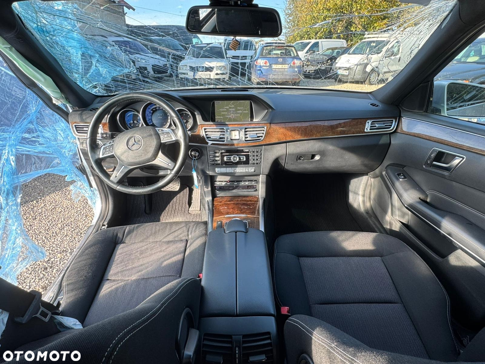 Mercedes-Benz Klasa E 220 BlueTEC 9G-TRONIC Avantgarde - 22