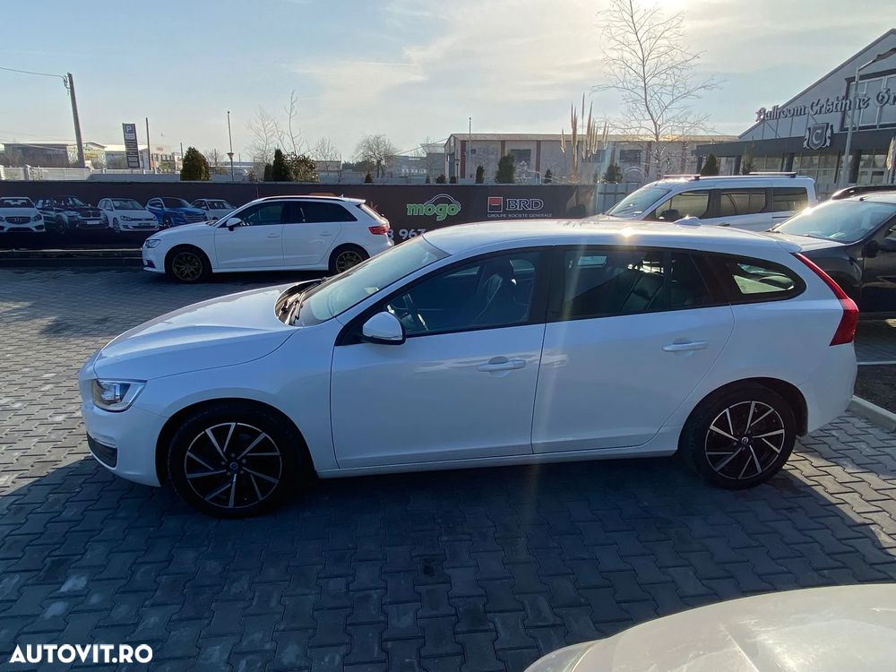 Volvo V60 D3 Kinetic - 8