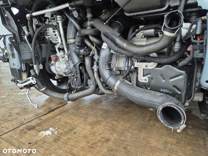 Cupra Leon Sportstourer 2.0 TSI DSG VZ - 10