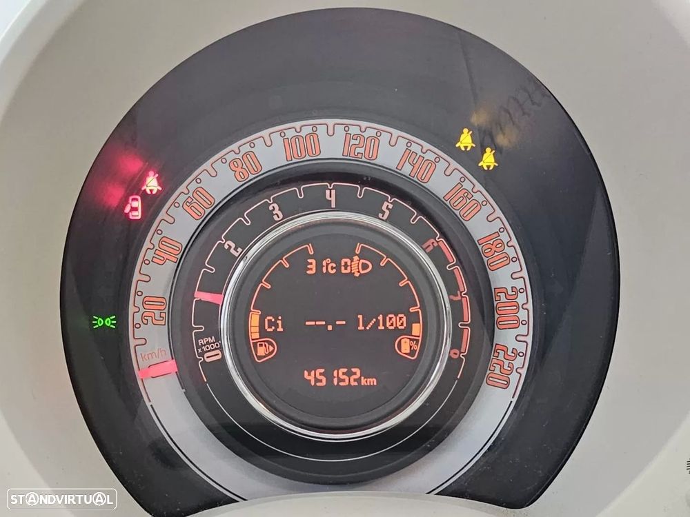 Fiat 500 1.0 Hybrid Dolcevita — fotografia 9