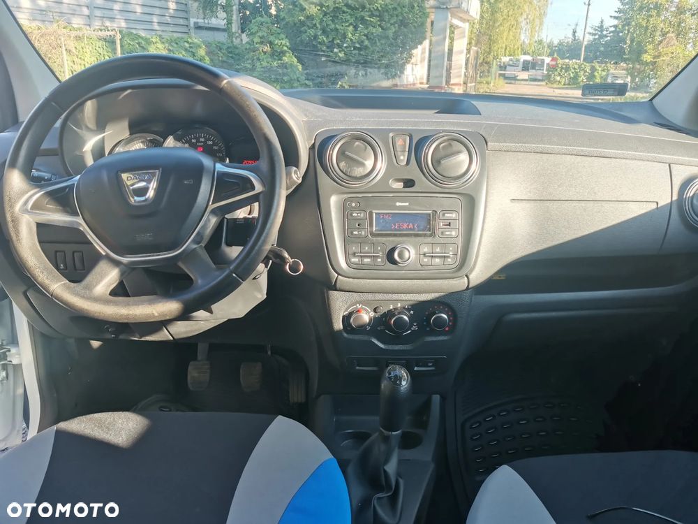 Dacia Lodgy 1.6 SCe Access S&S - 4